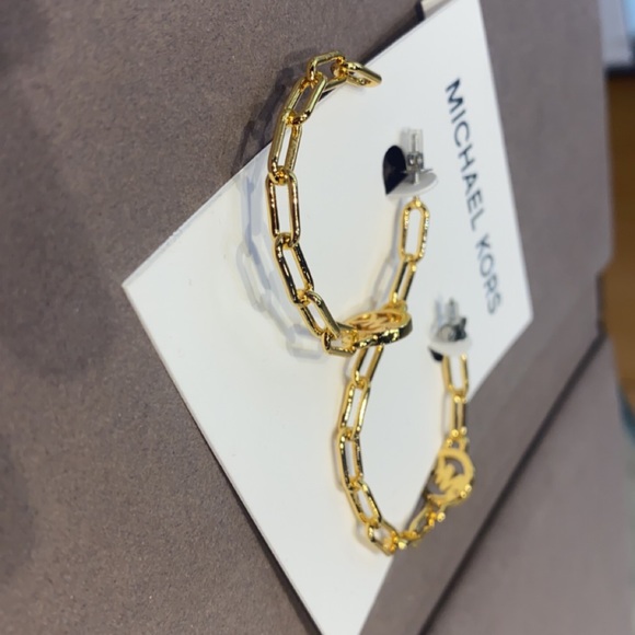 Michael Kors Hoops - Picture 3 of 3